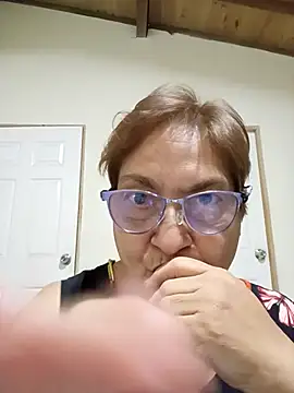 Snapshot of florecita69 chatting on December 2, 2025, 2:56 am florecita69 online show from December 2, 2025, 2:56 am