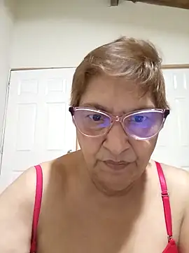 Snapshot of florecita69 chatting on December 16, 2025, 2:54 pm florecita69 online show from December 16, 2025, 2:54 pm