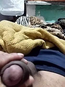 estuker22 online show from January 11, 2026, 4:25 pm