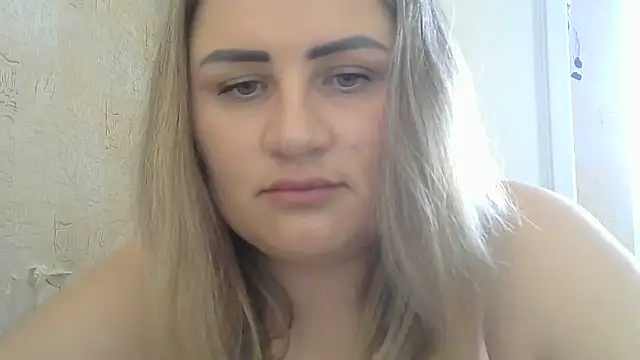 Snapshot of Honeydew-Waves chatting on July 14, 2026, 6:40 am Honeydew-Waves online show from July 14, 2026, 6:40 am