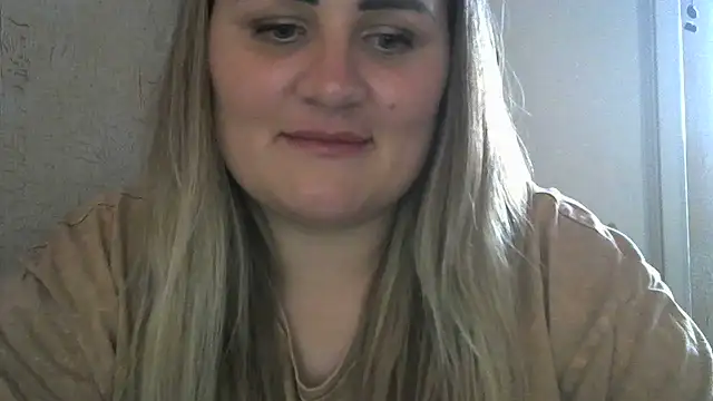 Snapshot of Honeydew-Waves chatting on July 12, 2026, 5:58 pm Honeydew-Waves online show from July 12, 2026, 5:58 pm