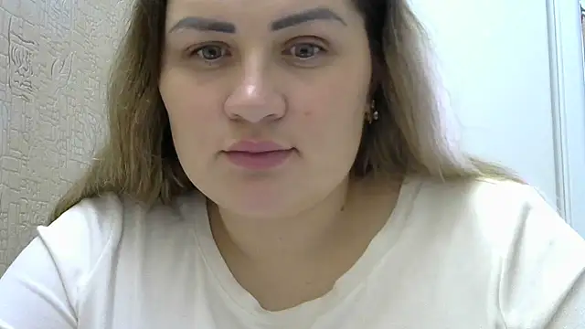 Snapshot of Honeydew-Waves chatting on November 27, 2025, 7:53 am Honeydew-Waves online show from November 27, 2025, 7:53 am