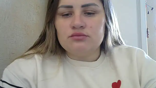 Snapshot of Honeydew-Waves chatting on November 19, 2025, 7:30 am Honeydew-Waves online show from November 19, 2025, 7:30 am