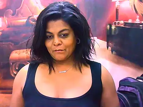 Snapshot of indianCherryPie chatting on May 18, 2026, 6:23 pm indianCherryPie online show from May 18, 2026, 6:23 pm