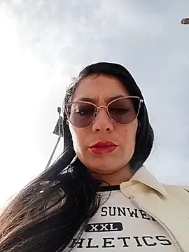 Snapshot of VALERY-03_ chatting on May 28, 2026, 9:10 pm VALERY-03 online show from May 28, 2026, 9:10 pm