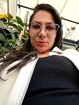 Snapshot of VALERY-03_ chatting on April 30, 2026, 8:57 pm VALERY-03 online show from April 30, 2026, 8:57 pm