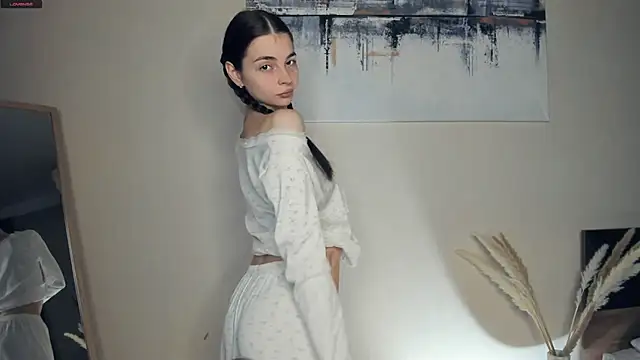 Snapshot of MaryJacksoon chatting on December 16, 2025, 7:34 am MaryJacksoon online show from December 16, 2025, 7:34 am