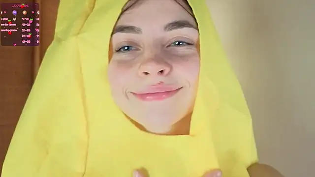 Snapshot of MaryJacksoon chatting on October 31, 2025, 8:00 am MaryJacksoon online show from October 31, 2025, 8:00 am