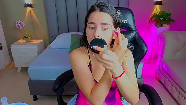 Snapshot of angelica_dymond chatting on May 9, 2026, 12:30 pm angelica dymond online show from May 9, 2026, 12:30 pm