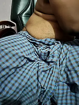 KMRomance online show from October 29, 2025, 2:38 pm