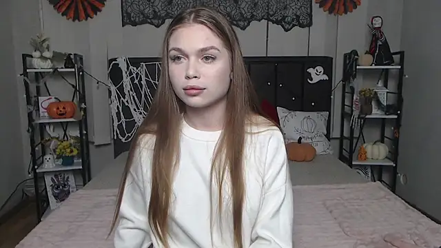 LaraPika online show from November 8, 2025, 6:28 am