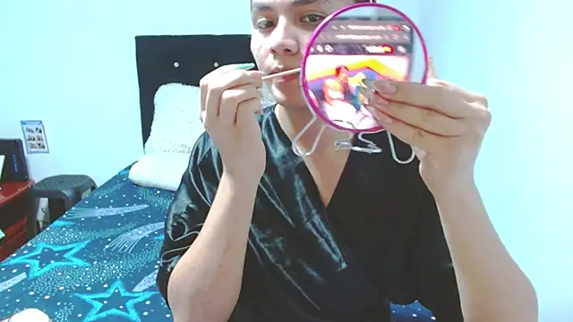 giuliana andrade online show from November 6, 2025, 12:58 am