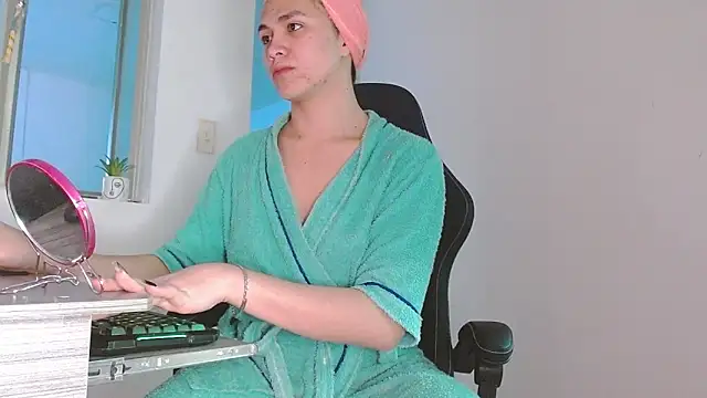 giuliana andrade online show from March 27, 2026, 12:19 am