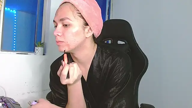 giuliana andrade online show from March 11, 2026, 12:26 am