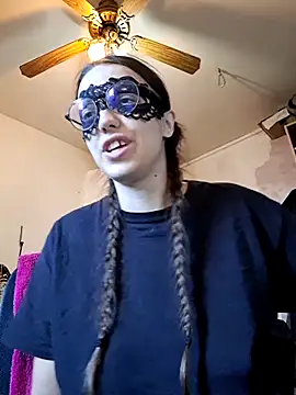 Snapshot of PearMaki chatting on September 21, 2025, 4:34 pm PearMaki online show from September 21, 2025, 4:34 pm