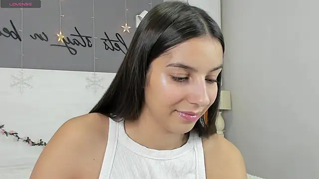 Snapshot of Maria__Candy chatting on December 14, 2025, 4:29 am Maria Candy online show from December 14, 2025, 4:29 am