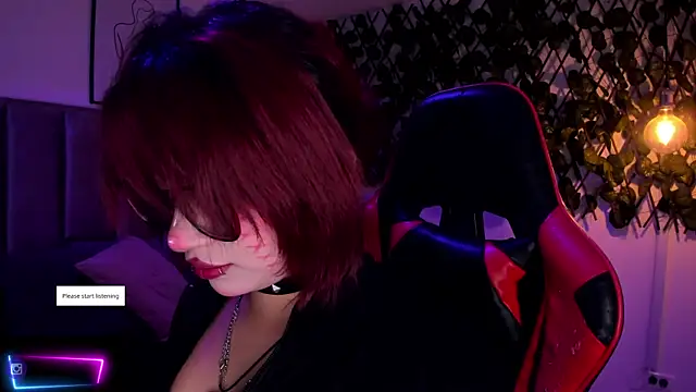 Kitty Gang online show from November 12, 2025, 2:15 am