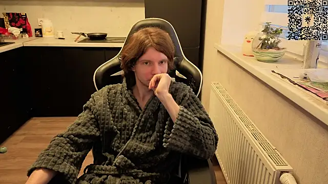 Snapshot of spaisenok chatting on October 22, 2025, 2:16 pm spaisenok online show from October 22, 2025, 2:16 pm