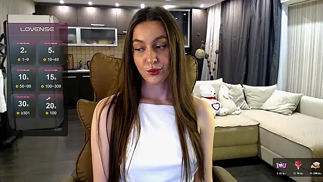 Doll Jasmine  online show from June 25, 2026, 5:18 pm