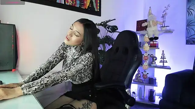 BaphyBaby online show from November 21, 2025, 7:13 pm