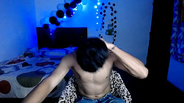 freddy romas online show from December 1, 2025, 2:34 am