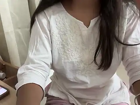 Snapshot of Pie066_ chatting on November 16, 2025, 2:33 pm Pie066 online show from November 16, 2025, 2:33 pm