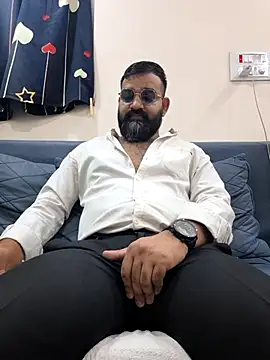 Fun Guuy online show from March 13, 2026, 3:33 am