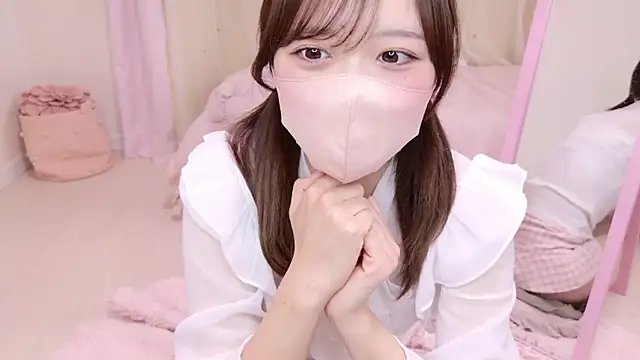 HANApipi online show from April 8, 2026, 3:41 am