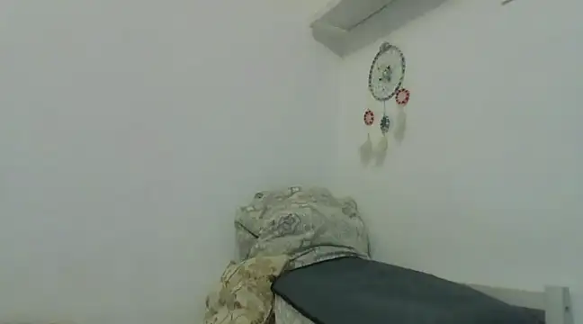 Snapshot of ButterflyJill chatting on February 26, 2025, 7:42 pm ButterflyJill online show from February 26, 2025, 7:42 pm