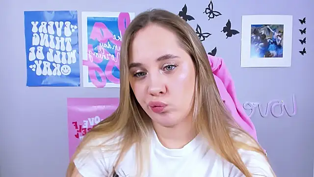 MiaMilas online show from January 24, 2025, 8:13 am