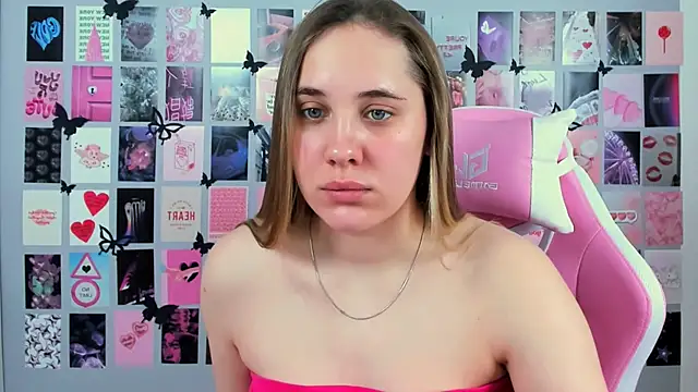 MiaMilas online show from March 17, 2025, 5:23 am