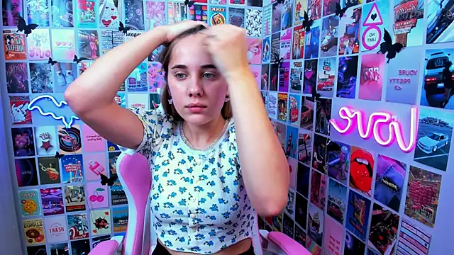 MiaMilas online show from October 6, 2025, 8:59 am