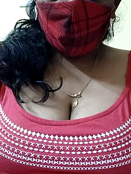 Snapshot of mallu-sumi chatting on March 20, 2025, 4:42 pm mallu-sumi online show from March 20, 2025, 4:42 pm