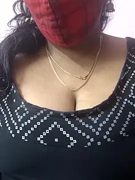 Snapshot of mallu-sumi chatting on October 29, 2025, 10:36 am mallu-sumi online show from October 29, 2025, 10:36 am