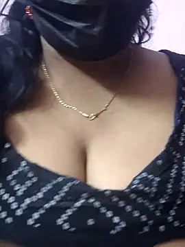 mallu-sumi online show from January 9, 2026, 6:04 pm