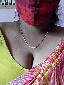 Snapshot of mallu-sumi chatting on November 8, 2025, 5:22 am mallu-sumi online show from November 8, 2025, 5:22 am