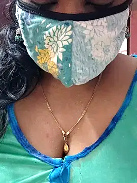 Snapshot of mallu-sumi chatting on March 22, 2025, 6:11 am mallu-sumi online show from March 22, 2025, 6:11 am