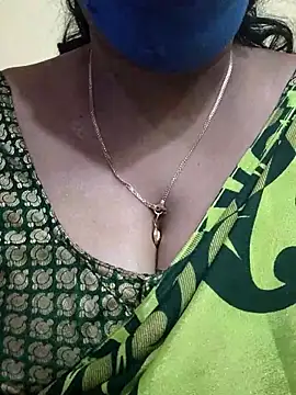 Snapshot of mallu-sumi chatting on March 17, 2025, 2:12 pm mallu-sumi online show from March 17, 2025, 2:12 pm