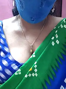 Snapshot of mallu-sumi chatting on March 12, 2025, 5:46 am mallu-sumi online show from March 12, 2025, 5:46 am