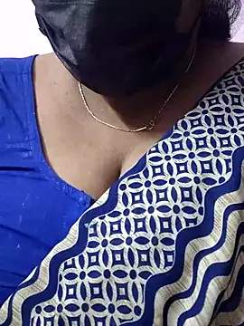 Snapshot of mallu-sumi chatting on November 29, 2025, 5:57 pm mallu-sumi online show from November 29, 2025, 5:57 pm