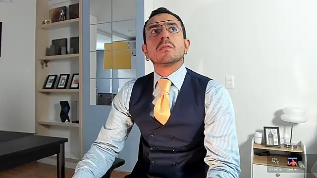 pablo-rincon95 online show from May 23, 2026, 2:38 pm