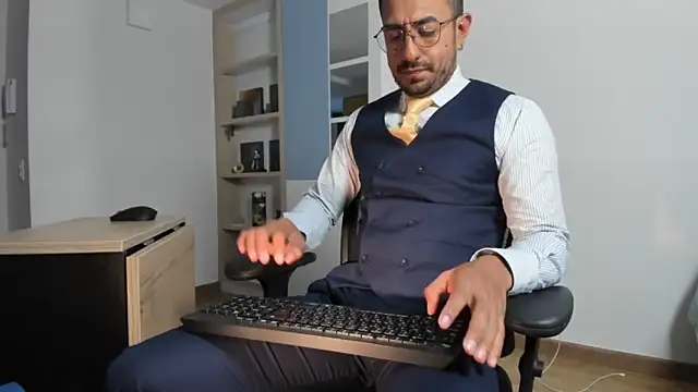 pablo-rincon95 online show from March 7, 2026, 11:59 am