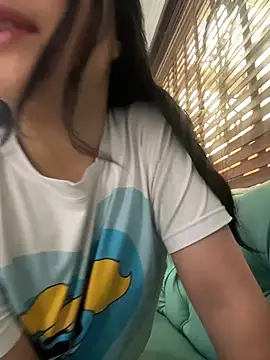 Emily Trujillo online show from November 4, 2025, 5:17 pm