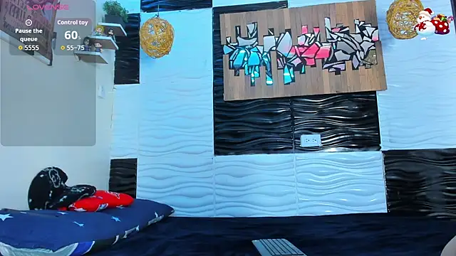 Snapshot of Friendsofeverything_ chatting on January 15, 2026, 1:25 pm Friendsofeverything online show from January 15, 2026, 1:25 pm