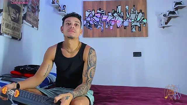 Snapshot of Friendsofeverything_ chatting on February 23, 2026, 2:39 pm Friendsofeverything online show from February 23, 2026, 2:39 pm