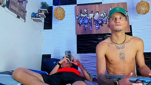 Snapshot of Friendsofeverything_ chatting on November 28, 2025, 3:01 pm Friendsofeverything online show from November 28, 2025, 3:01 pm