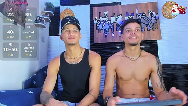 Snapshot of Friendsofeverything_ chatting on February 3, 2026, 2:44 pm Friendsofeverything online show from February 3, 2026, 2:44 pm