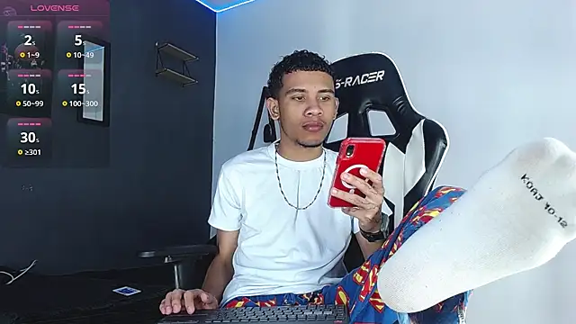 Snapshot of Romancartier_1 chatting on January 7, 2025, 9:46 pm Romancartier 1 online show from January 7, 2025, 9:46 pm