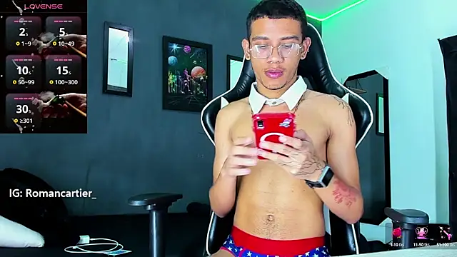 Snapshot of Romancartier_1 chatting on February 9, 2025, 6:22 am Romancartier 1 online show from February 9, 2025, 6:22 am