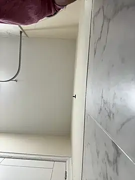 Snapshot of 85198 chatting on March 1, 2026, 11:43 am 85198 online show from March 1, 2026, 11:43 am